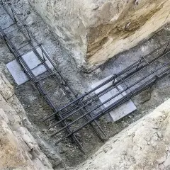 Jak łączyć zbrojenie w fundamentach? Poradnik krok po kroku
