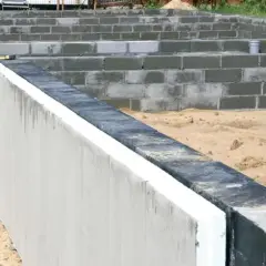 Jak obliczyć styropian na fundamenty? Poradnik krok po kroku