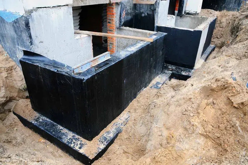 Ile kosztuje izolacja fundamentów? Sprawdź ceny i uniknij błędów